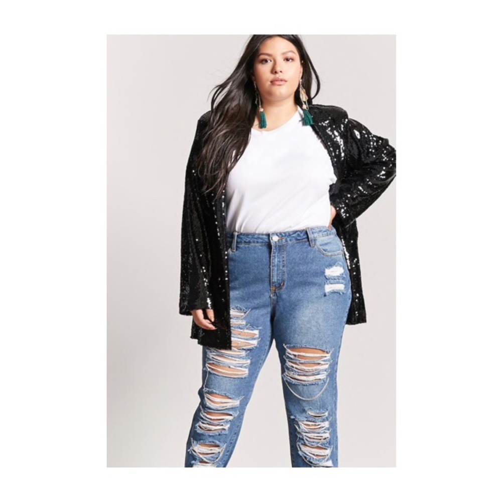 Distressed Boyfriend Jeans